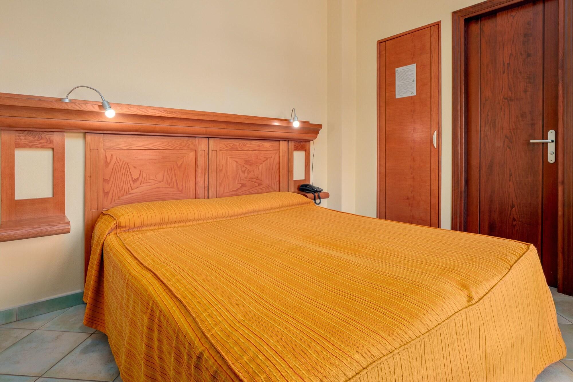 Hotel Il Nuovo Gabbiano Cala Gonone Zewnętrze zdjęcie